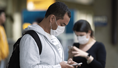 How To Clean Your Phone To Prevent Coronavirus